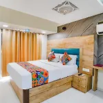 Fabexpress Amber Corp Inn - Nr Nesco Exhibition Center