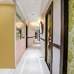 Hotel Fabhotel Amber Crop Inn 3*