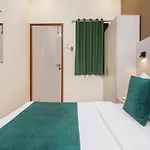 Hotel Priceless Exhibition Centre Goregaon West 2*