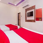 Priceless Exhibition Centre Goregaon West 2*