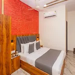 Priceless Exhibition Centre Goregaon West 2* Mumbai