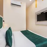 Priceless Exhibition Centre Goregaon West 2*