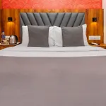Hotel Priceless Exhibition Centre Goregaon West