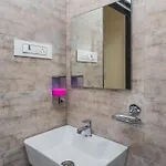 Hotel Priceless Exhibition Centre Goregaon West 2*