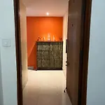 Comforatble, Cozy Serviced Apartment