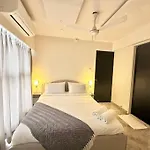 Luxury 2Bhk In Khar West
