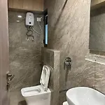 Downtown 2 Bedroom, Mahalakshmi 2102