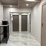 Downtown 4 Bedroom, Mahalakshmi 2101
