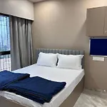 Downtown 4 Bedroom, Mahalakshmi 2101