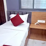 Apartment Vogue Near Nesco Exhibition Centre Mumbai