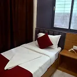 Vogue Near Nesco Exhibition Centre Apartment