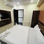 Rinza Residency Hotel 5*