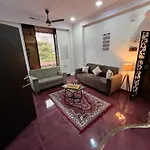 Budget Friendly 2Bhk Flat At Pali Hill Bandra