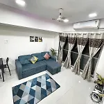 Studio Apartment 1 Bhk Near Kokilaben Ambani Hospital