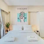 Ke Premium Shared Bandra W * Mumbai