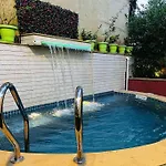 Verandah Myrah 2bh With Plunge Pool