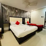 Hotel Mumbai Grand