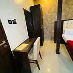 Hotel Mumbai Grand