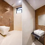 Fabhotel Well Back 3*