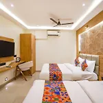 Fabhotel Well Back 3*