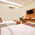 Fabhotel Well Back