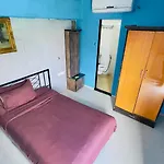 4 Star Lavish * Mumbai