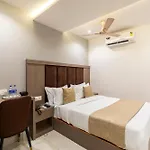 Hotel Metromax Andheri 3*