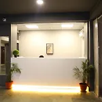 Country & By Turtle - Airport Mumbai