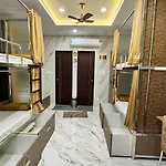 Hostel Elliott