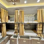 Elliott Hostel Mumbai