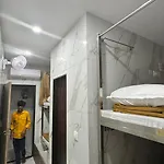 Hostel Elliott