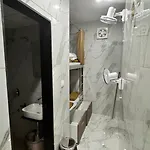 Elliott Mumbai