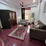 Budget Friendly 2Bhk At Pali Hill