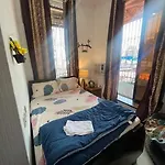 Budget Friendly 2bhk At Pali Hill Apartment Mumbai