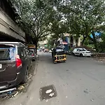 Budget Friendly 2bhk At Pali Hill Mumbai