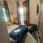 Apartment Budget Friendly 2bhk At Pali Hill Mumbai