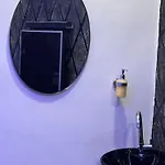 Budget In Kalina Near Bkc Homestay