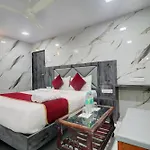 Hotel Site 3*