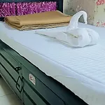Pg Mahira Hotel 3*