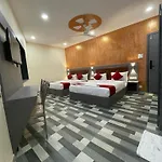 Hotel Glitz Golden Sands - Nr Asalpha Metro Station *