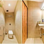 Glitz New Ascot International - Nr International Airport T2 Hotel