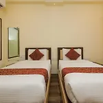 Super Hotel O Divine Residency Near Phoenix Marketcity