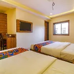 Fabhotel Peninsula - Nr Csmt Station Guest house