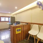 Guest house Fabhotel Peninsula - Nr Csmt Station