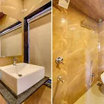 Fabhotel Peninsula - Nr Csmt Station Guest house