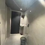 Bed & Breakfast Aqua International Airport Mumbai