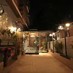 Theory9 Premium Service Apartments Bandra