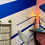 Cozy 1Bhk With City View In Bandra West