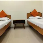 Ymca Colaba 3*