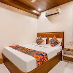 Fabhotel The United 3*
